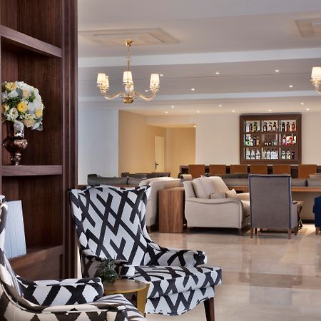 Herbert Samuel Jérusalem Extérieur photo The lounge at the airport