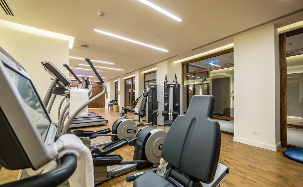 Herbert Samuel Jérusalem Extérieur photo The gym at the hotel